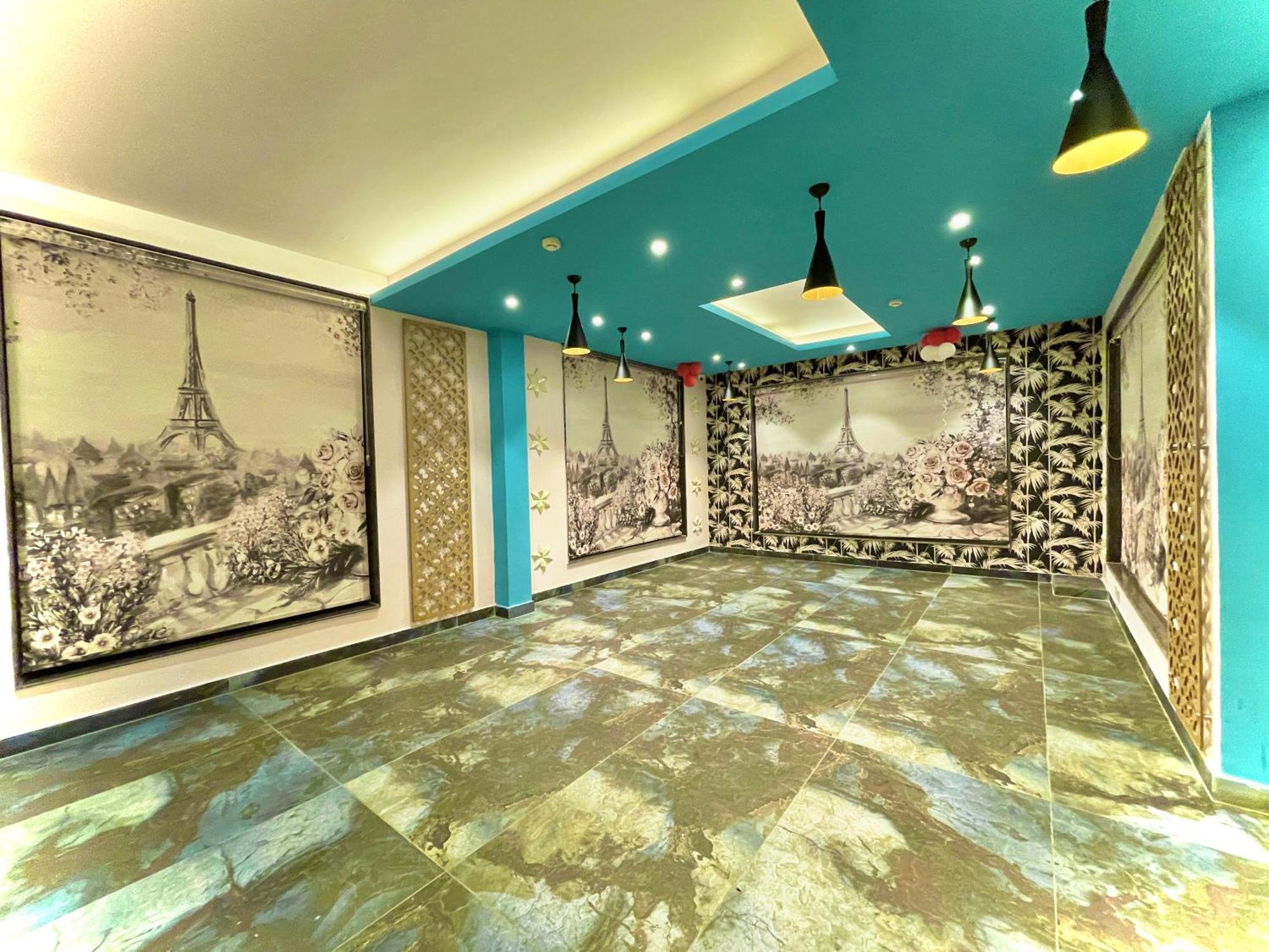 Hotel Kuber Palace: Beachfront Comfort with Temple Proximity Puri Exterior photo