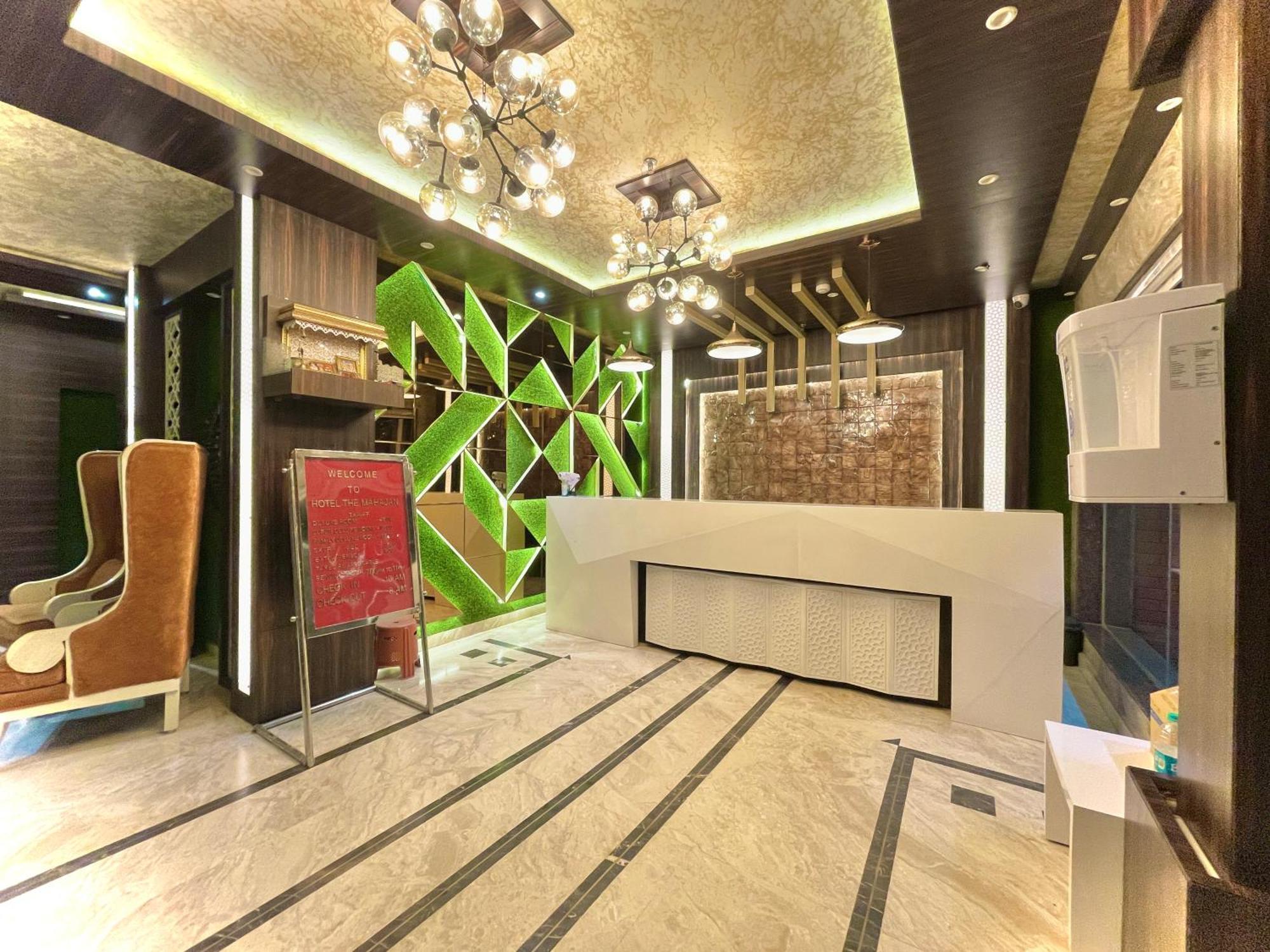 Hotel Kuber Palace: Beachfront Comfort with Temple Proximity Puri Exterior photo